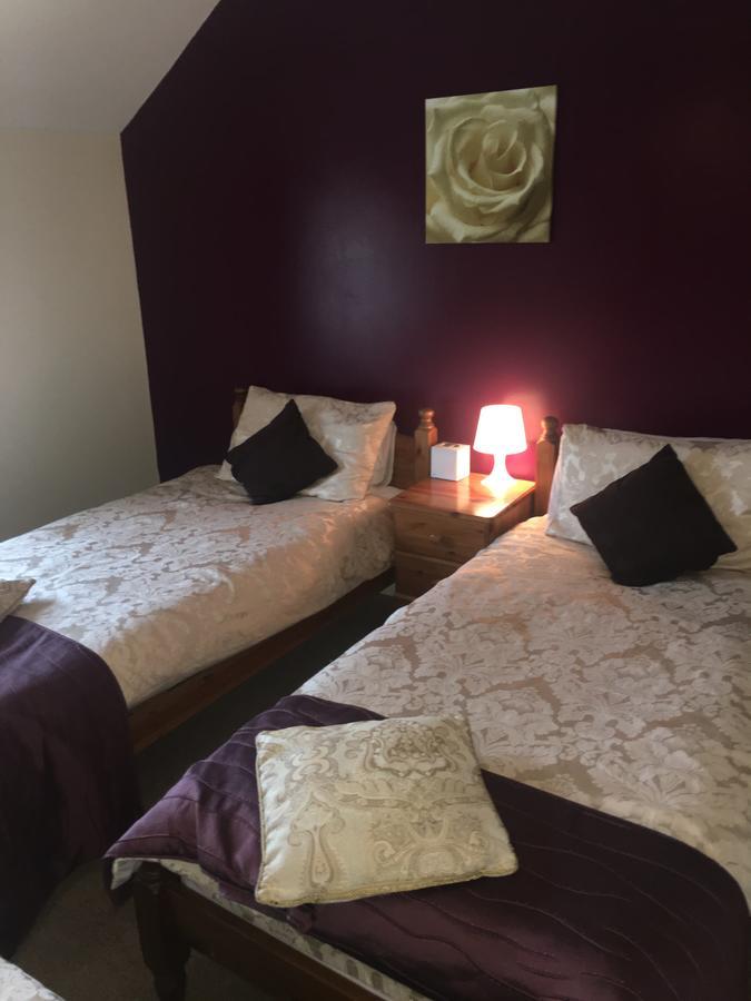 The Duke Of Edinburgh Inn Newgale Exterior photo