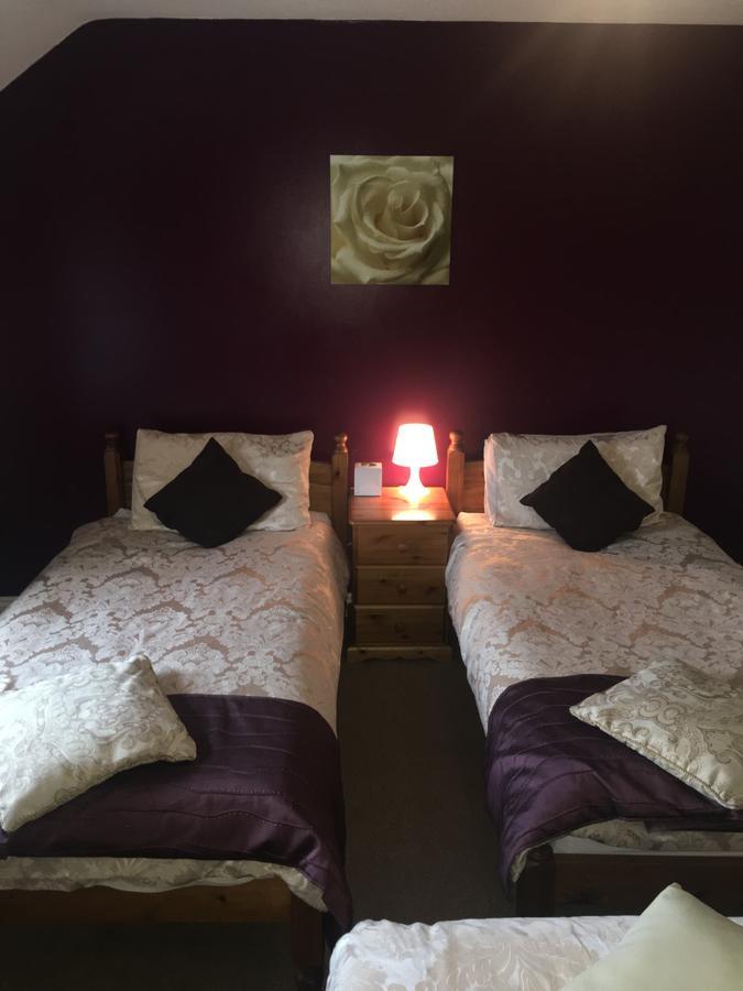 The Duke Of Edinburgh Inn Newgale Exterior photo